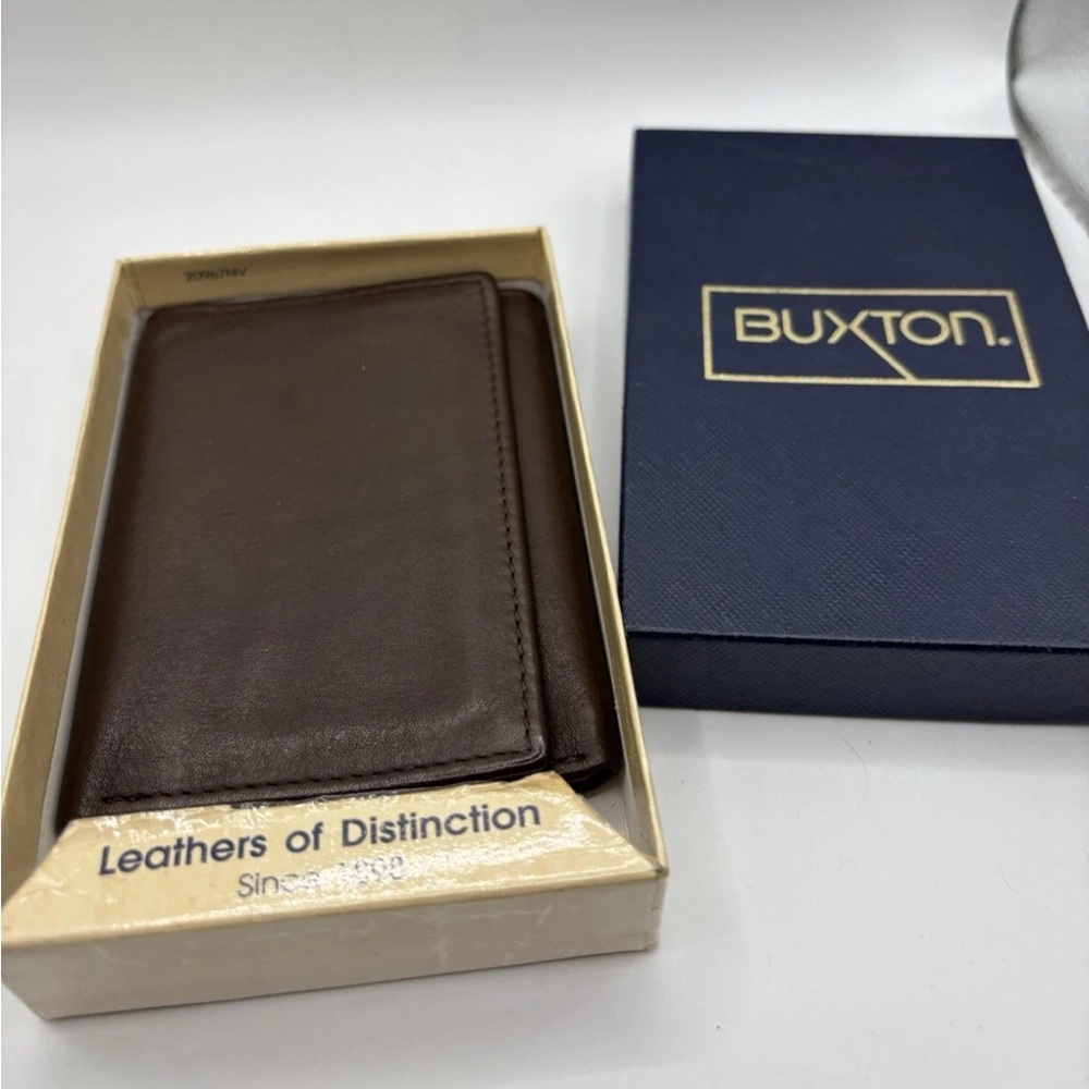 Vintage Buxton Leather Of Distinction Three Fold Wallet NIB brand new in box